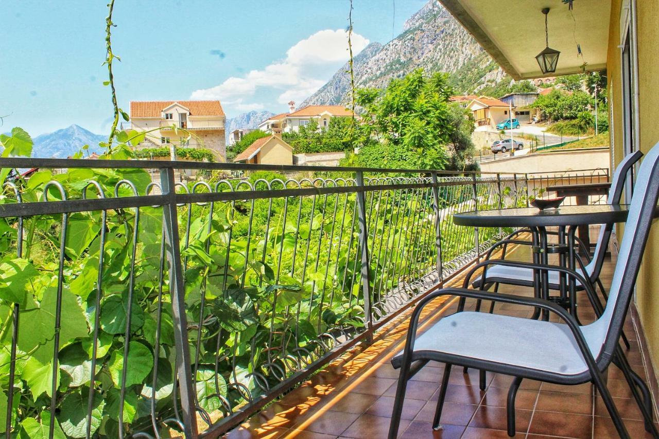Apartments Jovana Kotor Exterior photo