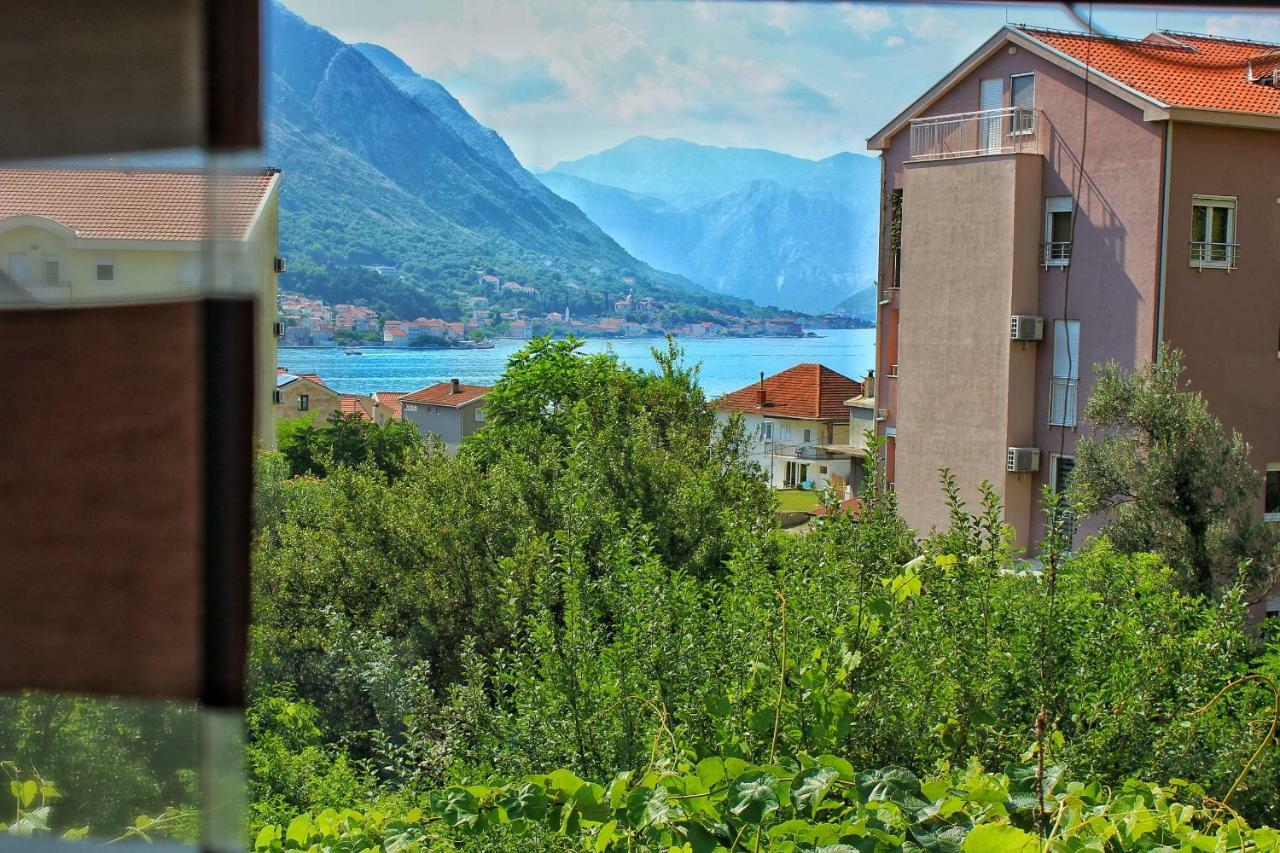 Apartments Jovana Kotor Exterior photo